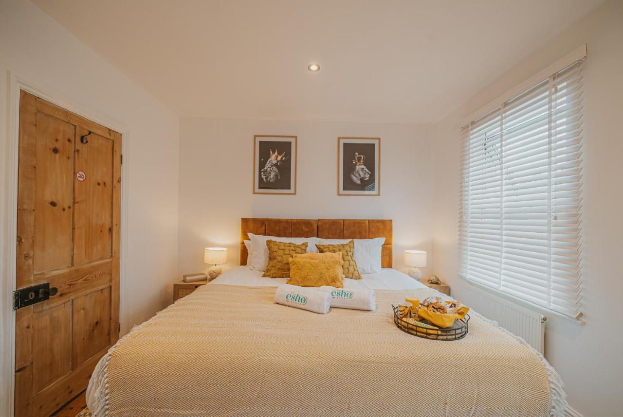 Cotswolds- Homely 2 Bed House With Garden, Wifi - Esho Stays Cirencester Exterior foto